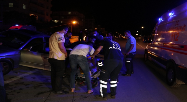 Karaman’da hafif ticari araç ile otomobil çarpıştı: 2 yaralı