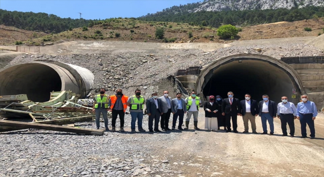 AK Parti Genel Başkan Yardımcısı Usta, Demirkapı Tüneli’nde incelemelerde bulundu