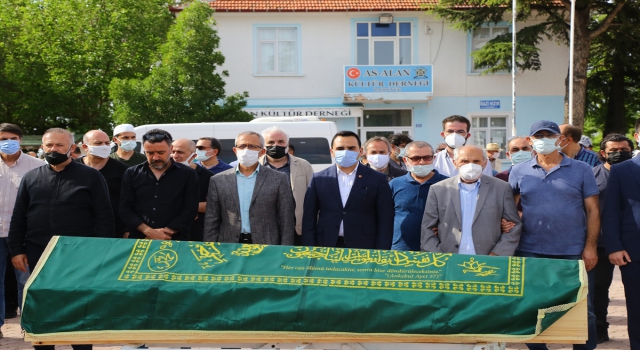 Çizer ve ressam Şafak Tavkul’un cenazesi memleketi Konya’da toprağa verildi