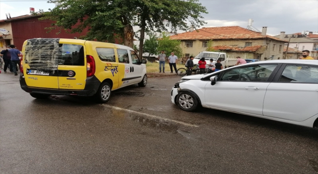 Seydişehir’de trafik kazası: 2 yaralı