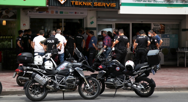 Konya’da tartıştığı kadını korkutmak için havaya ateş açıp kendisini dükkana kilitleyen kişi, gözaltına alındı