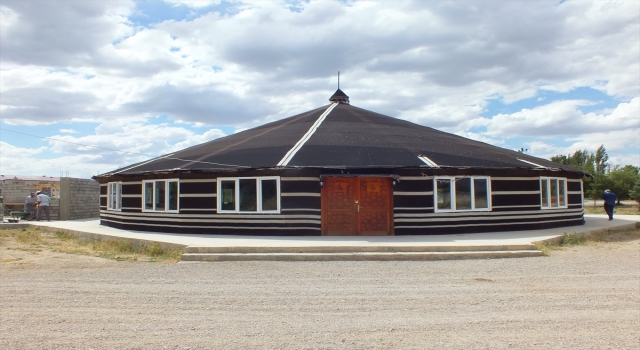 Ulaş’ta 400 kişilik kıl çadır düğün salonu hizmete girdi