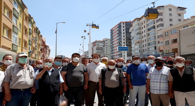 Keçiören sakinleri, Kovid19 salgını sürecinde ara verilen teleferik hizmetinin başlatılmasını istiyor
