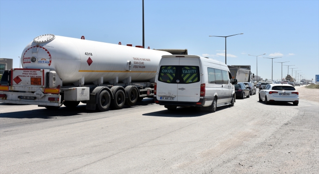 ”Kilit kavşak” Kırıkkale’de bayram öncesi trafik yoğunluğu arttı