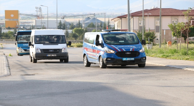 GÜNCELLEME Niğde’de yurda yasa dışı yollarla giren 85 yabancı uyruklu yakalandı
