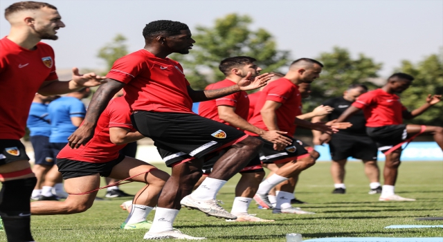 Kayserispor yeni sezon hazırlıklarını sürdürdü