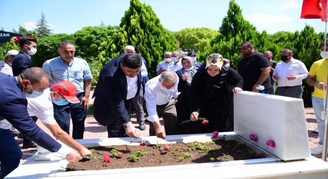 Kahramankazan’da Asri Mezarlık’taki kabirler ve şehitlik ziyaret edildi