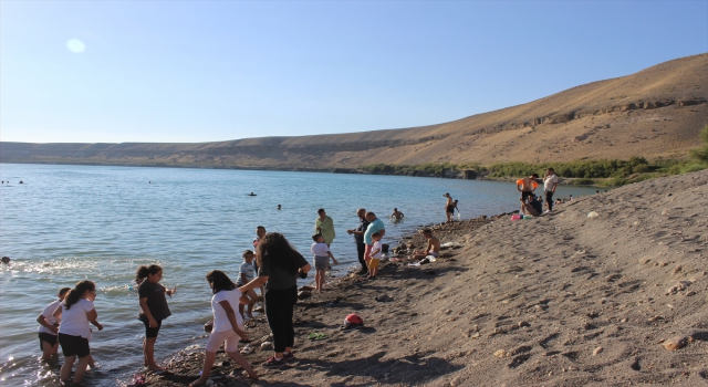 Konya’daki Acıgöl’de bayram yoğunluğu