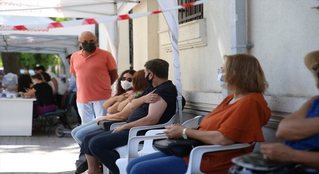 Eskişehir’de randevusuz Kovid19 aşı uygulaması ilgi görüyor