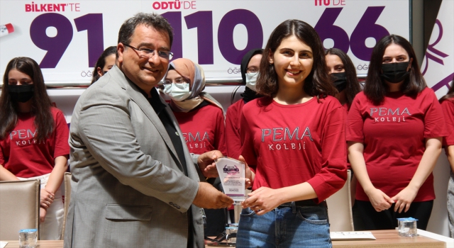 YKS’de AYT eşit ağırlık birincisi Konyalı Melike, başarısını değerlendirdi