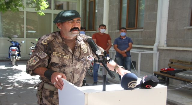 Aydın’da boğun polis memuru son yolculuğuna uğurlandı