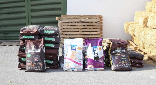 Kayseri Büyükşehir Belediyesinden yangın bölgesine yem ve mama desteği