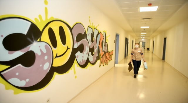 Şehir hastanesinin ”sosyal marketi” zor günlerinde hastaların ihtiyacını karşılıyor