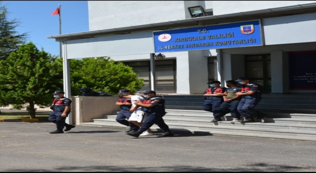 Kırıkkale’de mandıranın çatısını çaldıkları iddiasıyla 2 şüpheli yakalandı