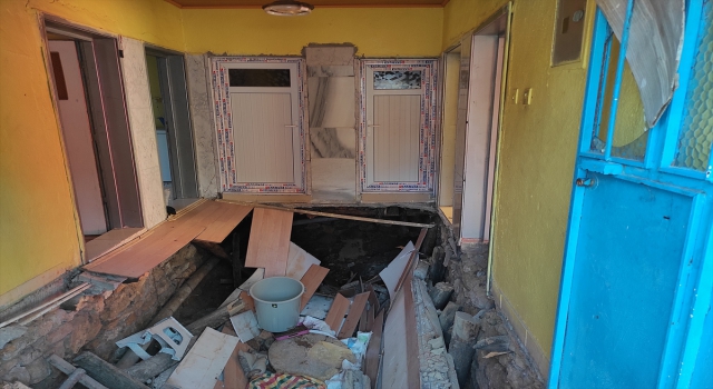 Konya’da oturdukları evin zemini çöken aile yaşadığı şoku atlatamıyor