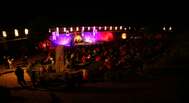 Nevşehir Kalesi’nde ”Yaprak Sayar ile İpek Yolunda Meşk” konseri düzenlendi