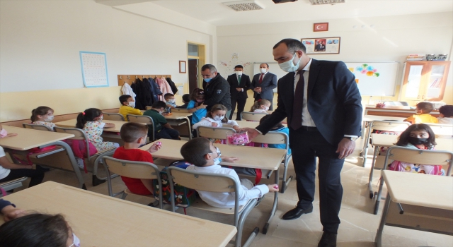 Ulaş’ta 1200 öğrenci ders başı yaptı