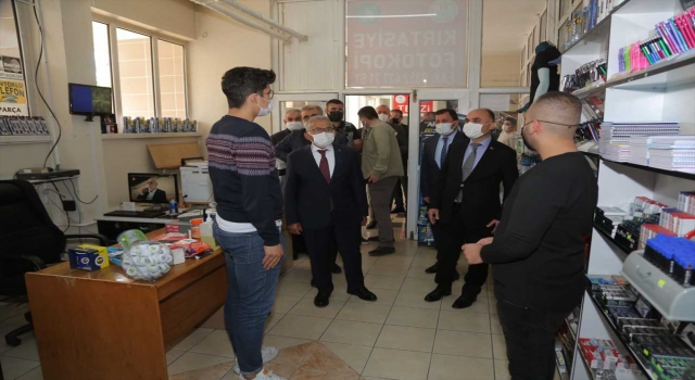 Kayseri protokolü yurtta incelemelerde bulundu