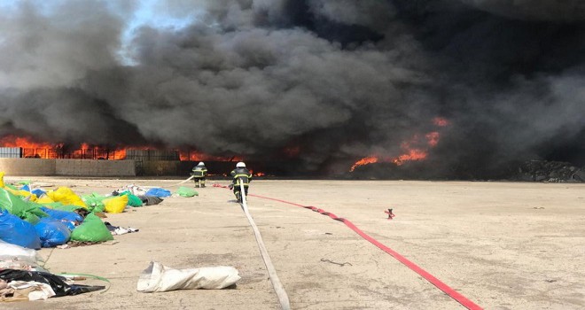 Kırıkkale'de fabrika yangını...