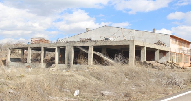 Siteköy kaderine terkedilmiş