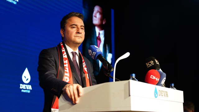 Babacan: ”Merkez Bankası hesapları aydınlatılmalı”