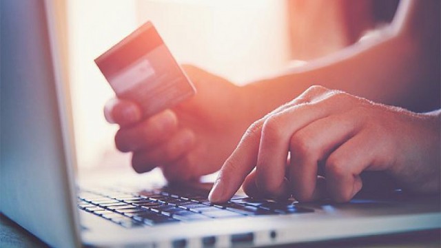 Tüketiciler en çok kart aidat ücretlerinden şikayetçi