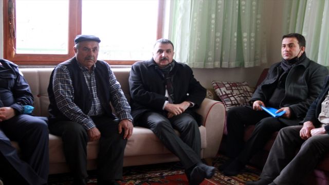 Beypazarı Kaymakamı Erdoğan, şehit aileleri ve gazileri ziyaret etti