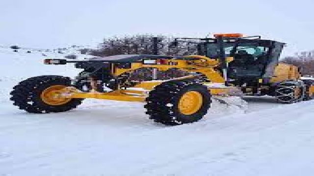 Çankırı'da kar yağışı nedeniyle kapanan 14 bin 529 kilometrelik yol ulaşıma açıldı