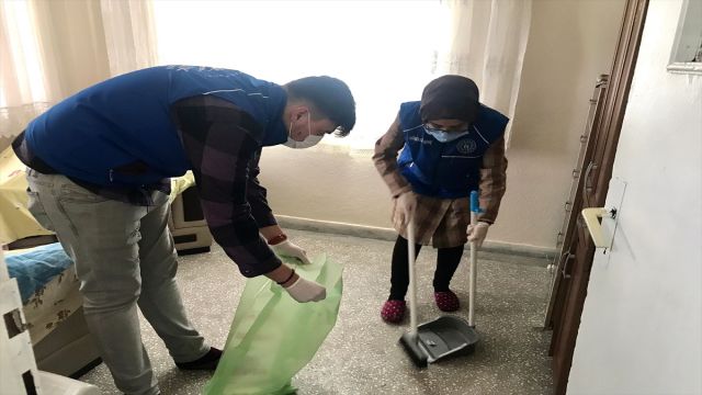 Kırıkkale'de Gençlik Merkezi gönüllülerinden örnek davranış