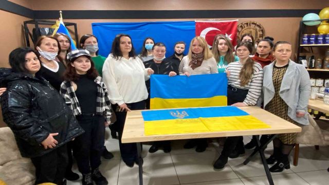 Konya'da yaşayan Ukraynalılar, Rusya'nın askeri müdahalesine tepki gösterdi