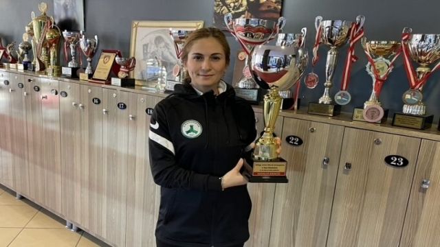 Milli bilardocu Arzu Gök'ün hedefi kadınlarda dünya zirvesi: