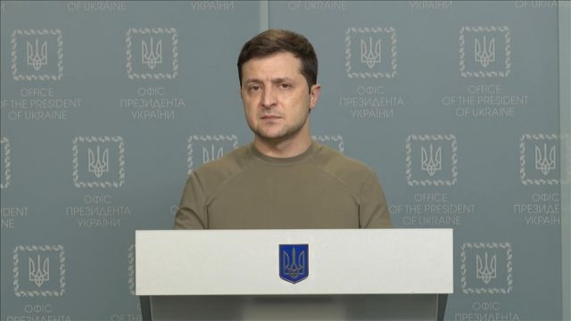 Ukrayna Devlet Başkanı Zelenskiy: Dünyanın en kudretli güçleri uzaktan izliyor