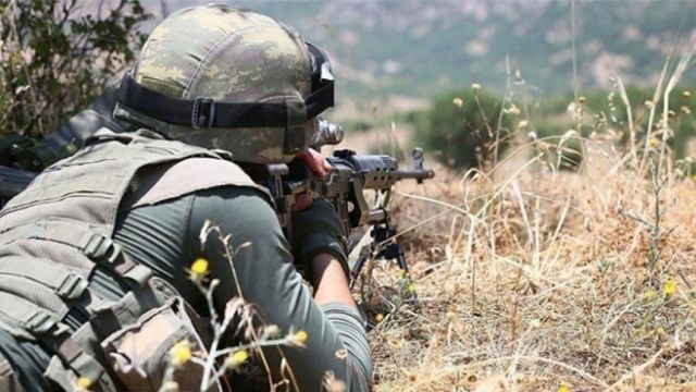 Milli Savunma Bakanlığı tarafından yapılan açıklamaya göre 3 PKK’lı terörist öldürüldü