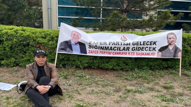 Ankaragücü'nün Şampiyonluk maçında Zafer Partisi yöneticilerine işlem yapıldı