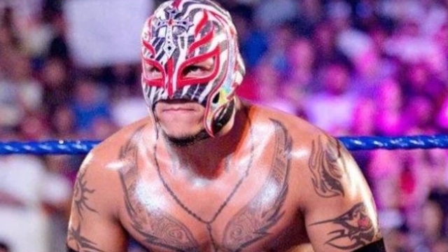 Efsane Güreşçi Rey Mysterio Hangi Takımlı Olduğunu Açıkladı! Rey Miysterio kim, kaç yaşında?