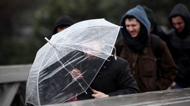 Ankara Valiliğinden kuvvetli rüzgar uyarısı
