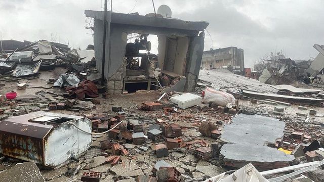 Kahramanmaraş depreminde can kaybı 1498 kişiye yükseldi