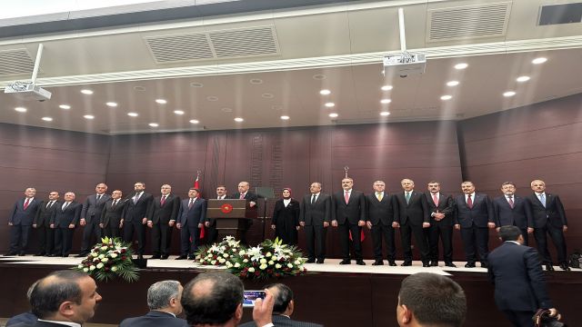 Cumhurbaşkanı Erdoğan yeni Bakanlar Kurulunu açıkladı