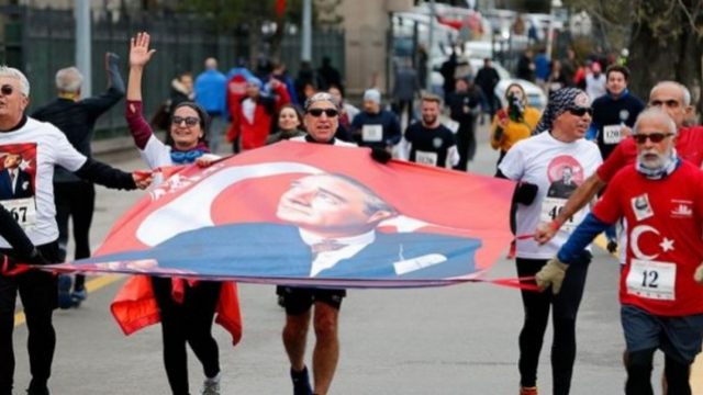 "Büyük Atatürk koşusu" ve "Büyük Gazze Yürüyüşü"