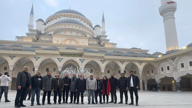 Şahinbey Millet camii neden bu kadar büyük yapıldı diyenlere....