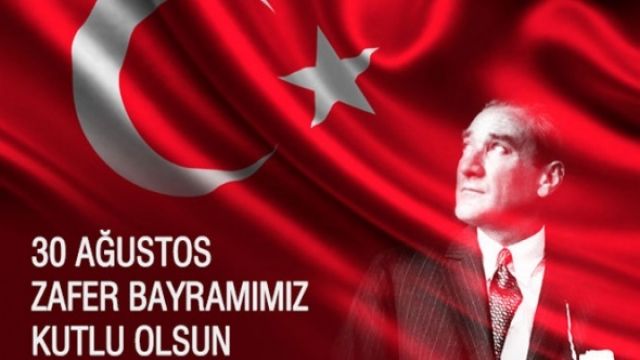 30 Ağustos Zafer Bayramı Resmi Tatil: Hangi Kurumlar Kapalı, Hangileri Açık?