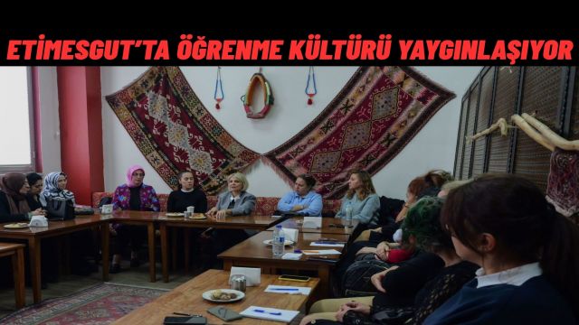 Etimesgut’ta Eğitime Destek Başkan Yardımcısı Keyvan Öğretmenlerle Buluştu