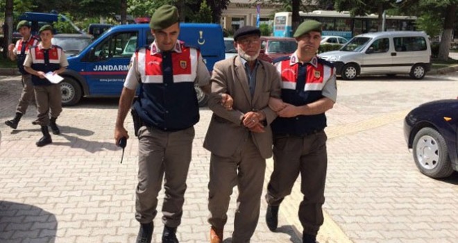 11 yıl kaçtı, mağarada yakalandı