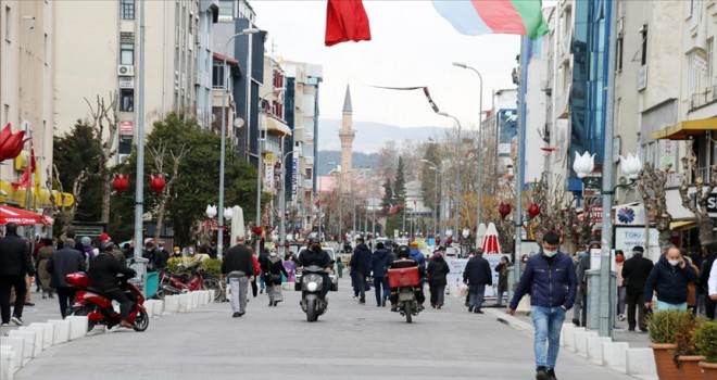 Uşak'ta kontrollü normalleşme sevinci
