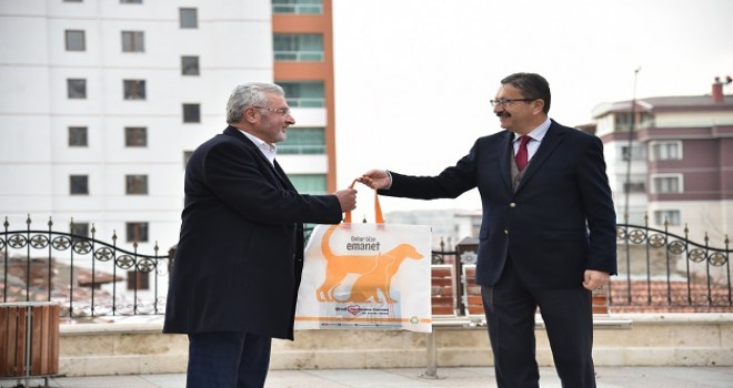 Veysel Tiryaki, Başkentte “bez torba akımı”nın öncüsü oldu