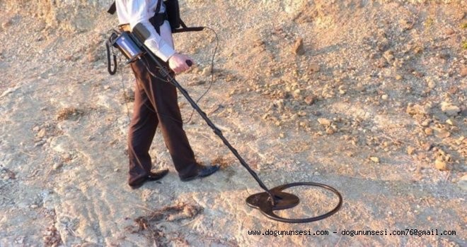 Kaçak defineciler 10 gün sonra serbest