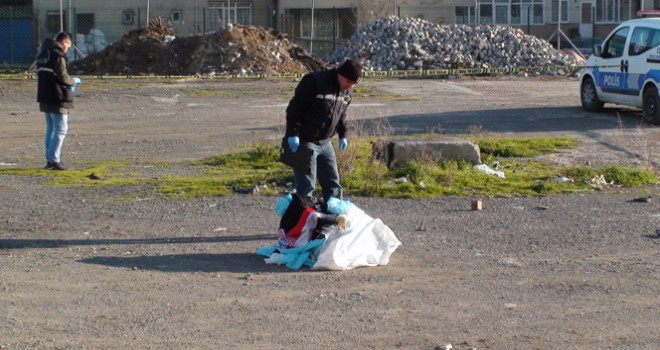 Valiz içerisinde parçalanmış kadın cesedi bulundu