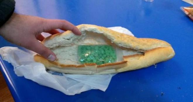 Ekmek arasında hap!