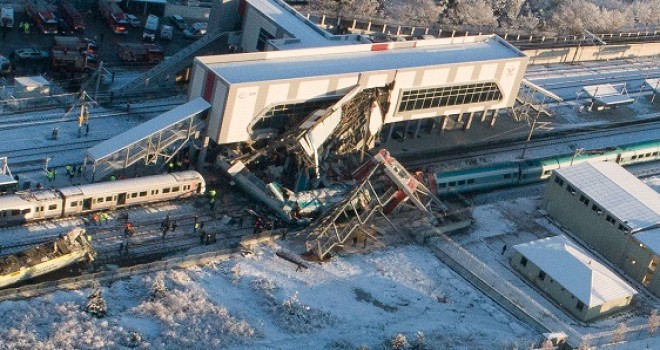 Ankara'da tren kazası: 7 ölü 46 yaralı