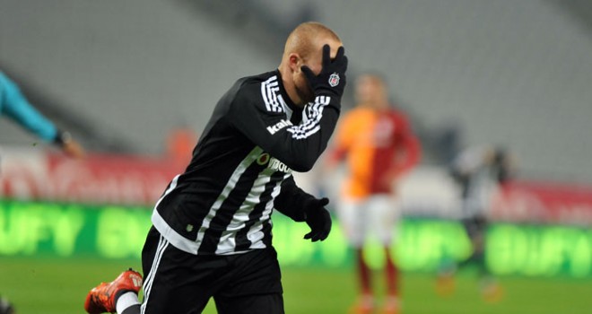 Gökhan Töre, West Ham United'a kiralandı